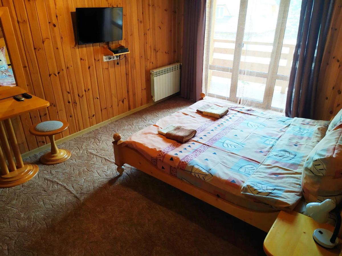 Guest House Shafran Jaremtsche Exterior foto