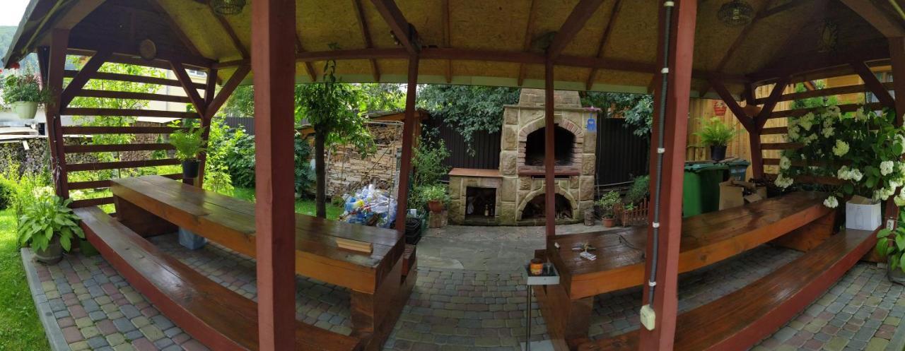 Guest House Shafran Jaremtsche Exterior foto